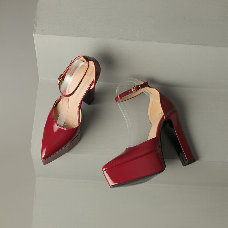 Chic Orthopedic Sandals with Unique Design