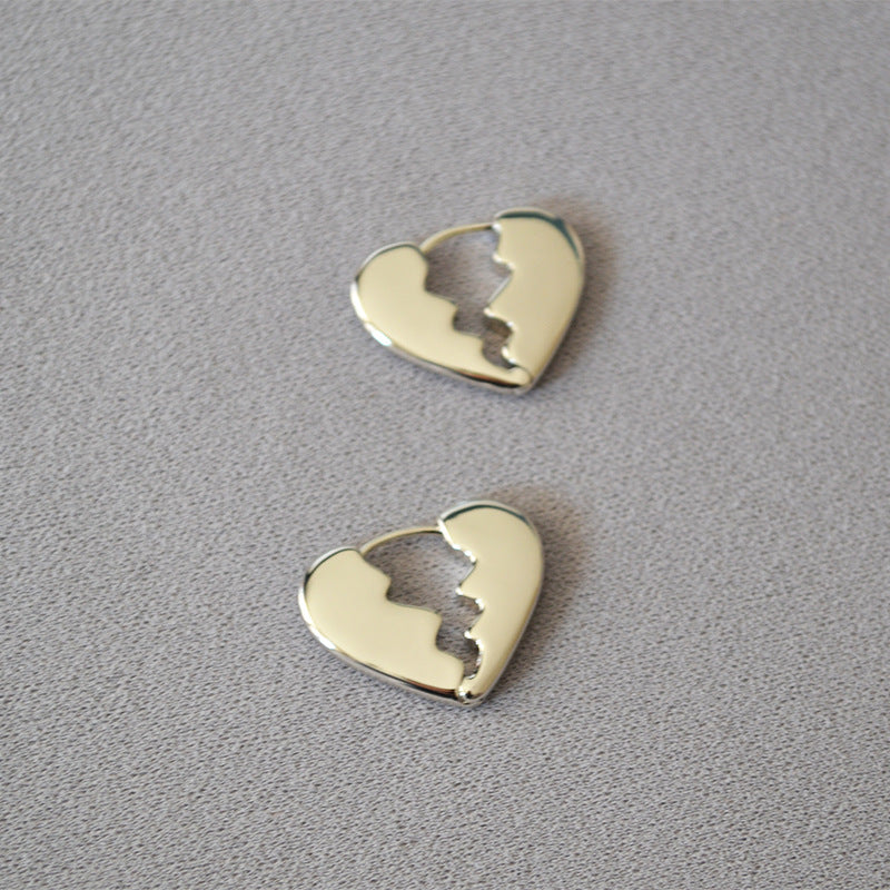 Charming Silver Earring for Any Occasion