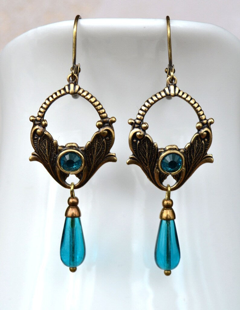 Classic Earring with Timeless Appeal