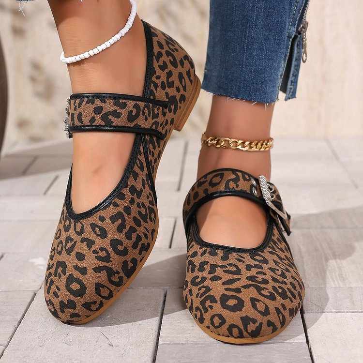 Classic Orthopedic Shoes with Timeless Style