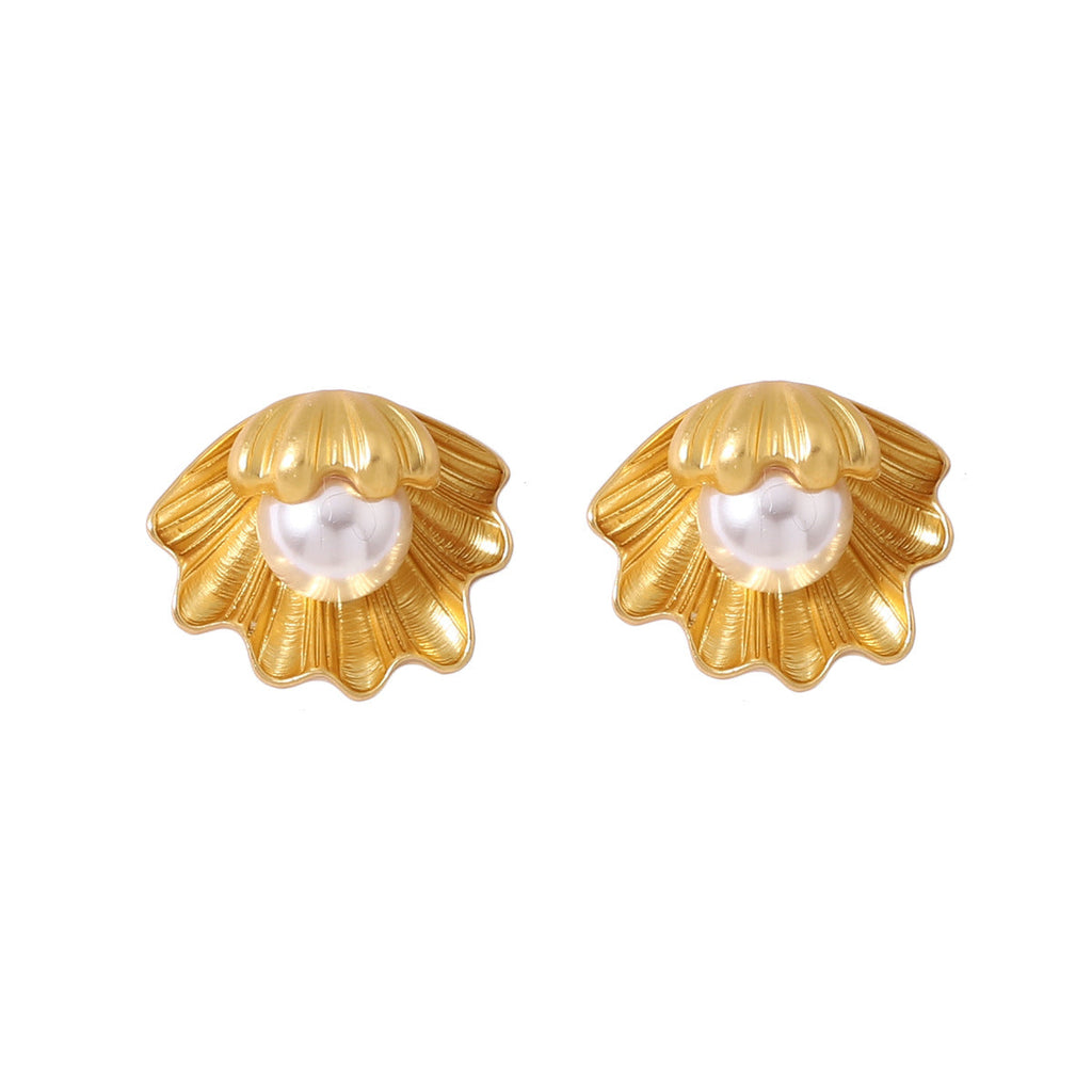 Delicate Artisan Pearl Earring