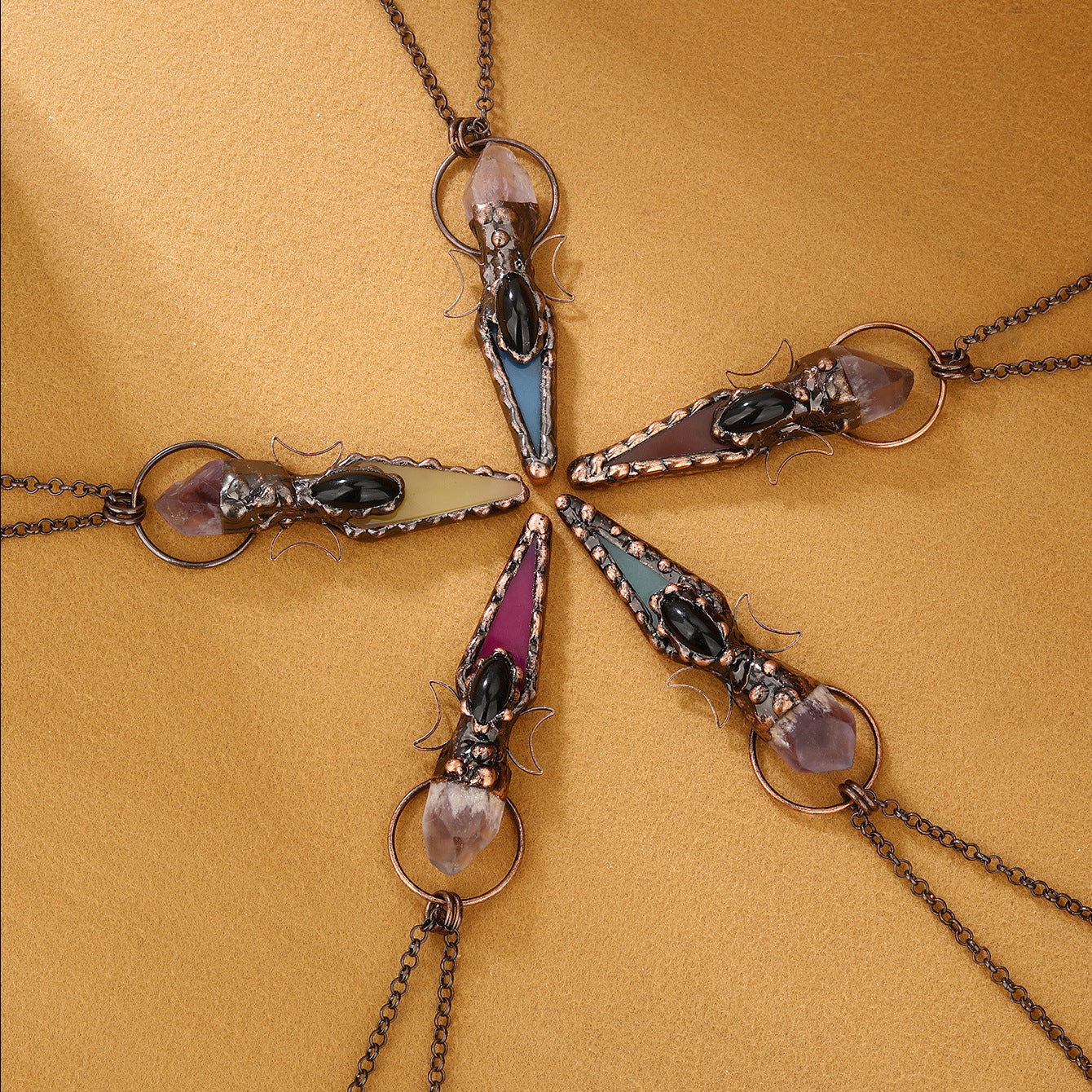 Stunning Necklace for Daily Wear