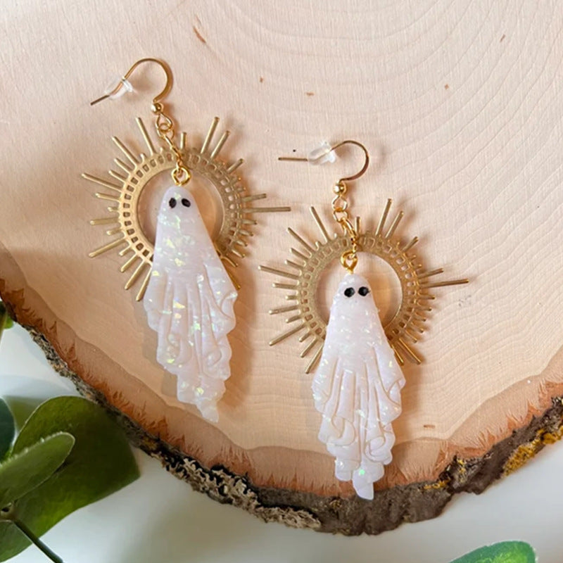 Charming Earring for Any Occasion