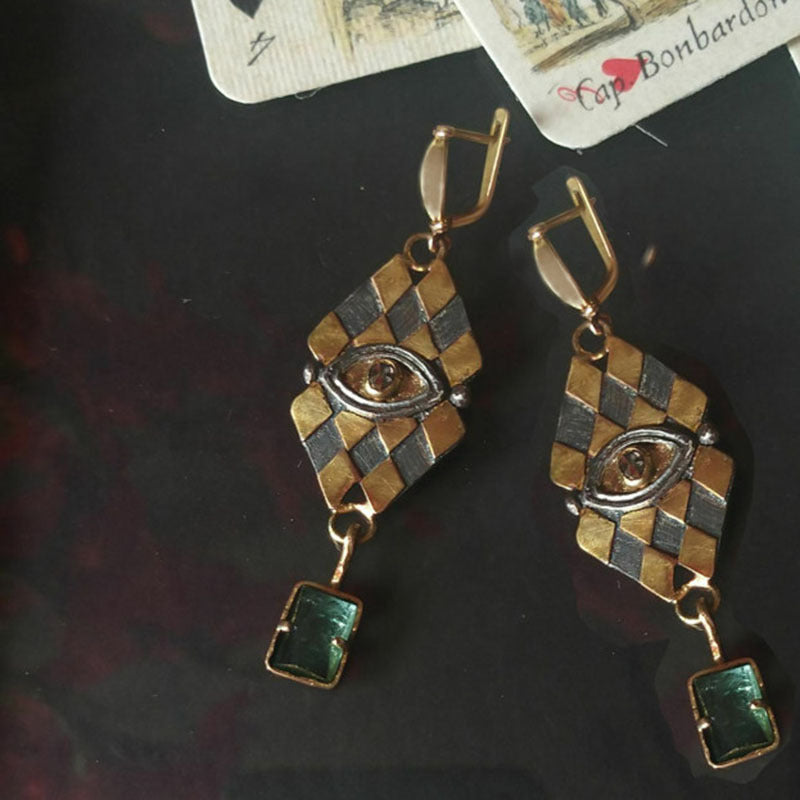 Charming Earring for Any Occasion