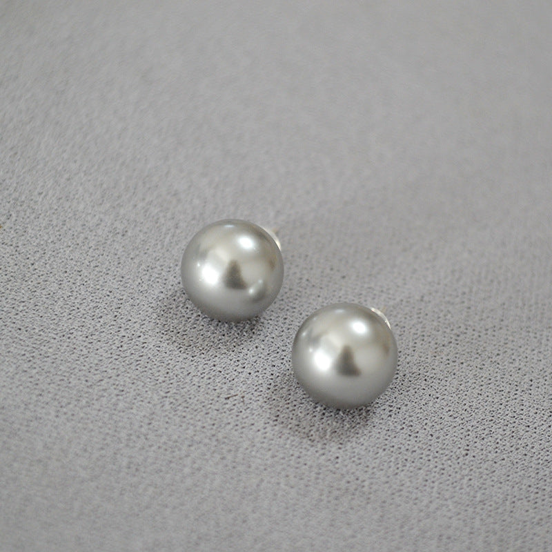 Romantic Silver Earring for Special Moments