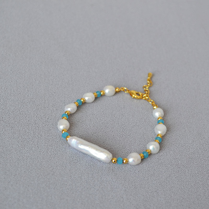 Classic Silver Bracelet with Timeless Appeal