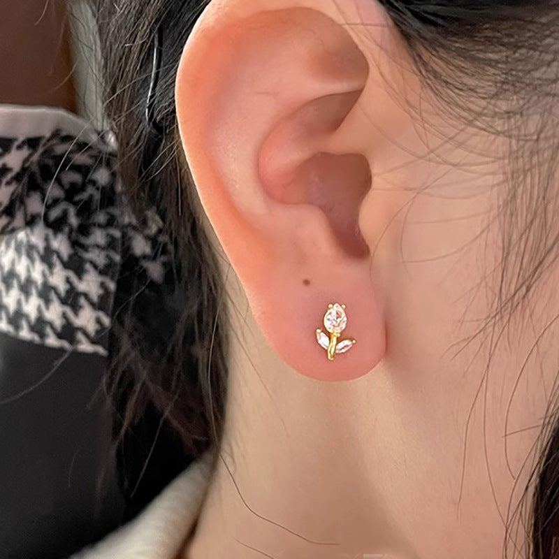 Romantic Earring for Special Moments