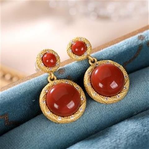 Vintage Handmade Gold Earring