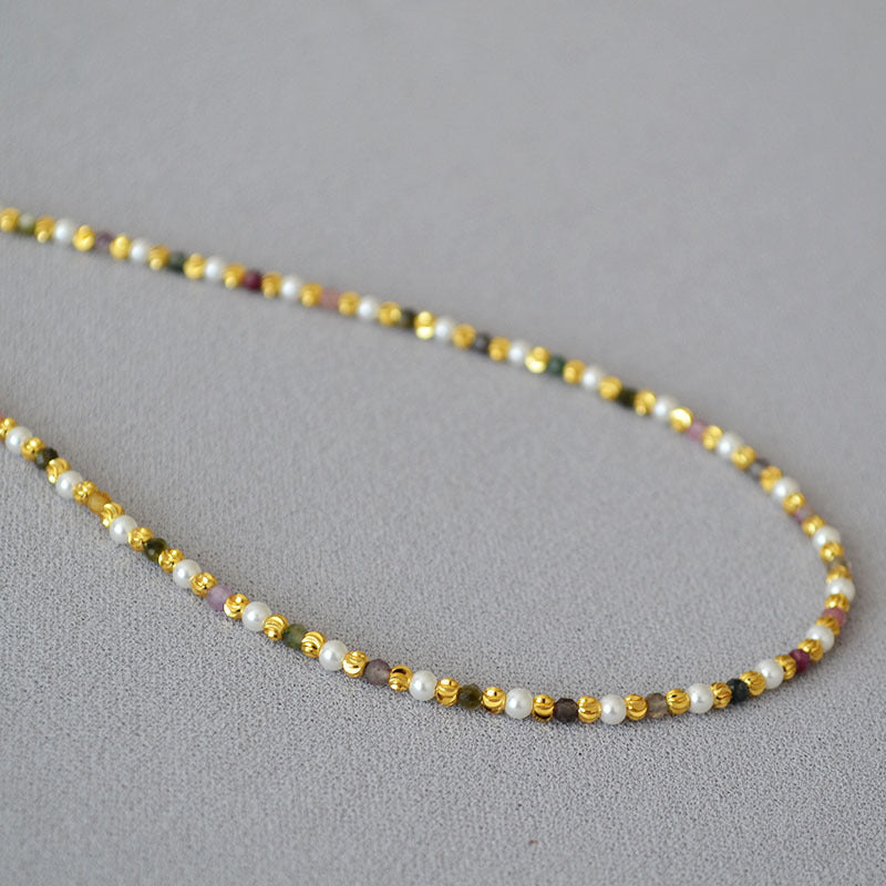 Classic Pearl Necklace with Timeless Appeal