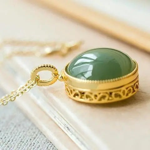 Charming Gold Necklace for Any Occasion