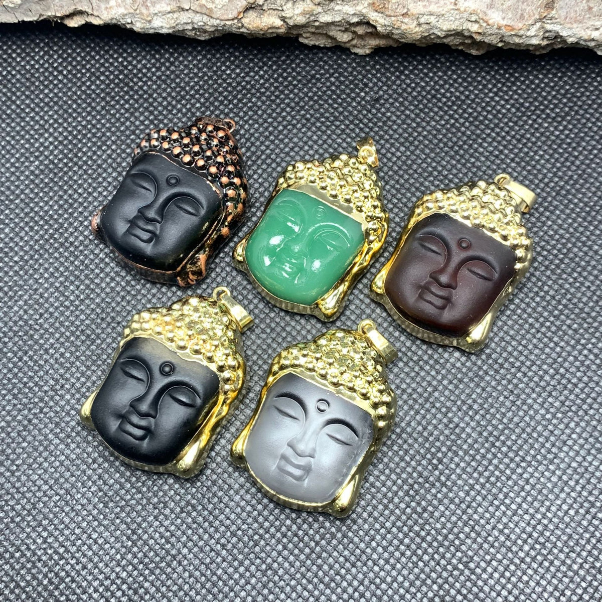 Stunning Gold Pendant for Daily Wear