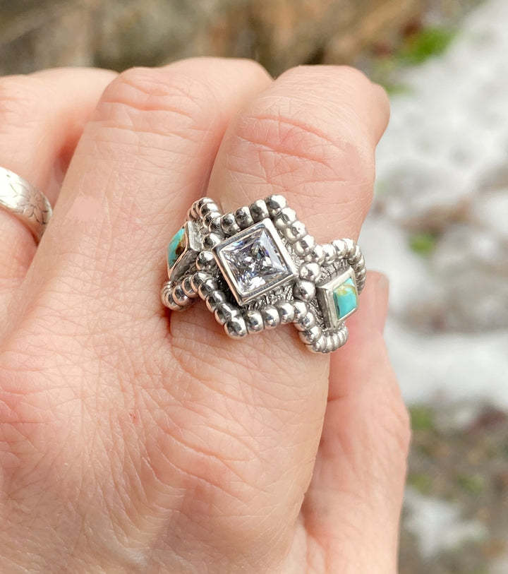 Stunning Silver Ring for Daily Wear