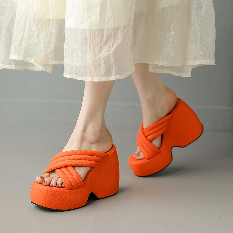 Chic Orthopedic Sandals with Unique Design
