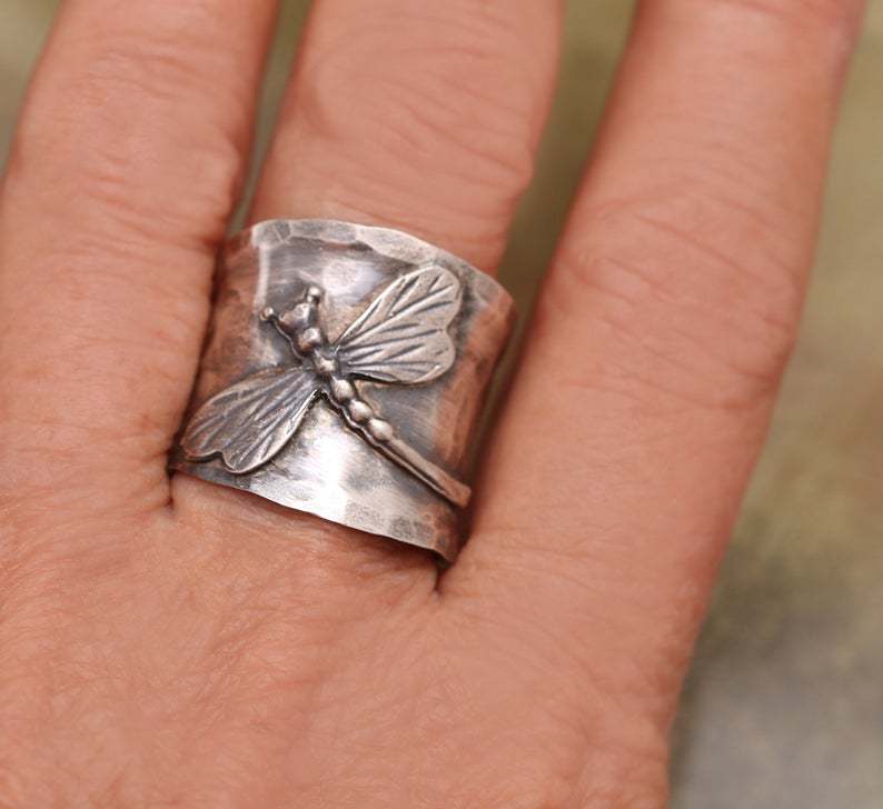 Stunning Silver Ring for Daily Wear