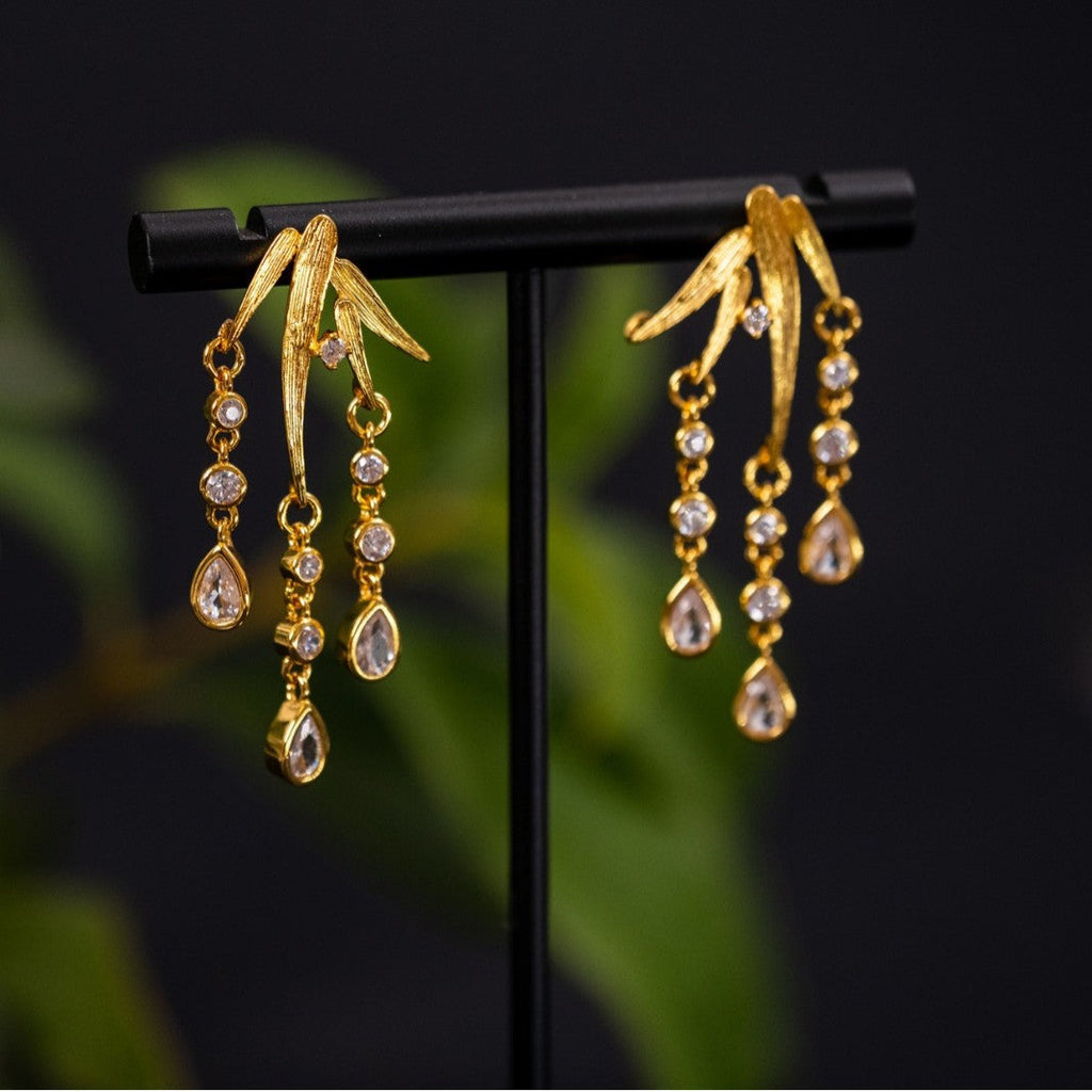 Beautiful Gold Earring with Unique Style