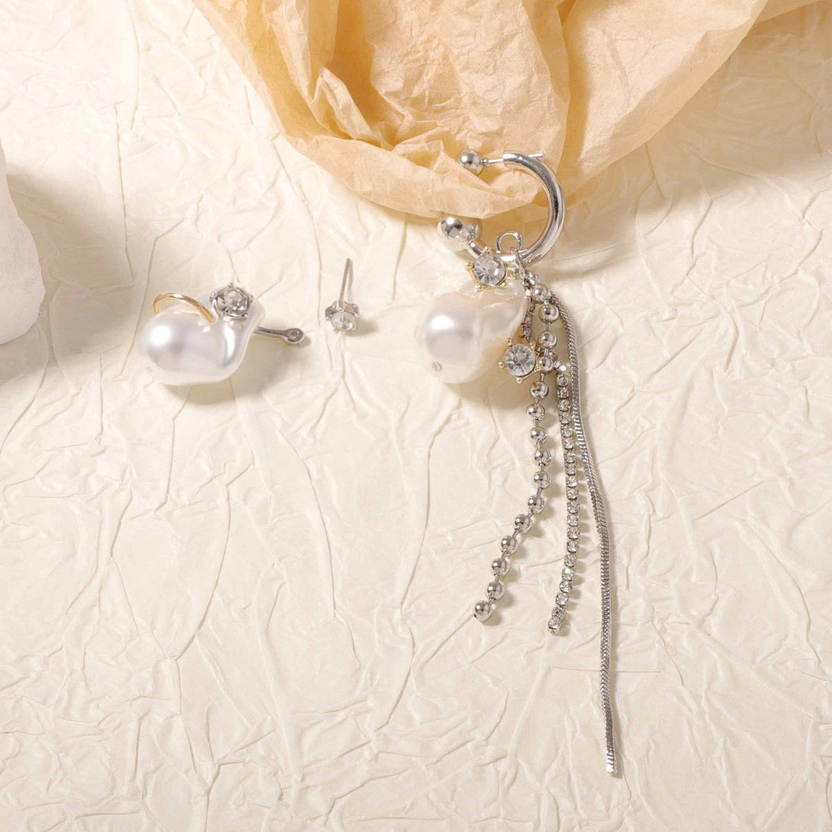 Classic Pearl Earring with Timeless Appeal