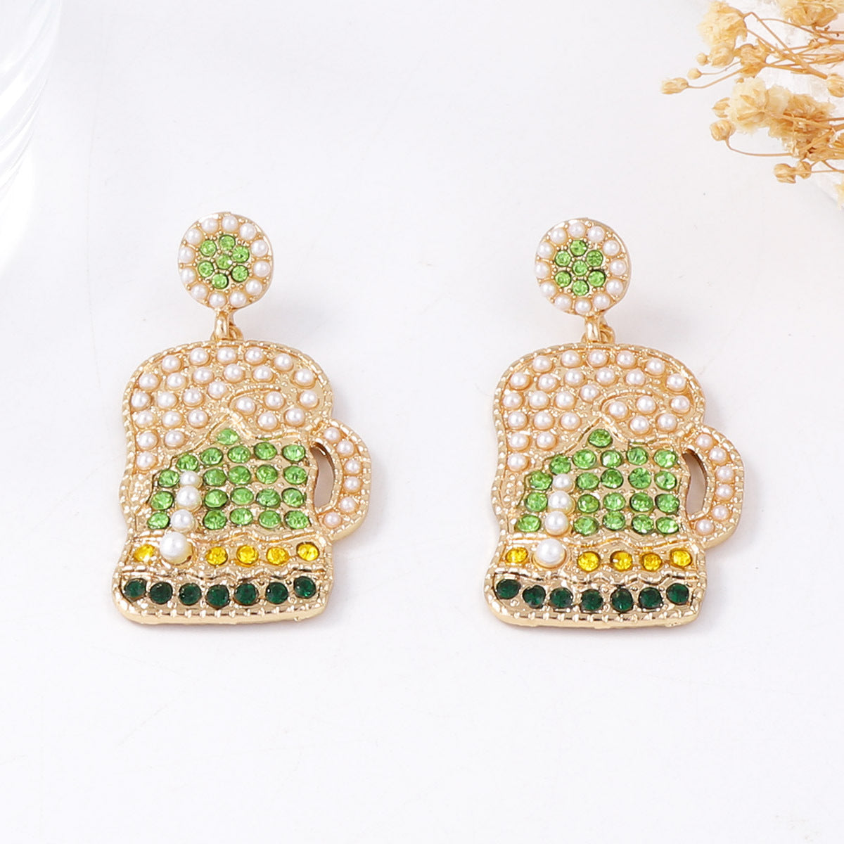 Charming Piece for Any Occasion
