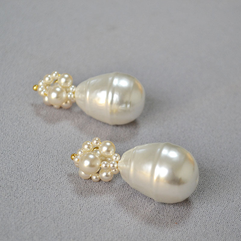 Classic Pearl Earring with Timeless Appeal