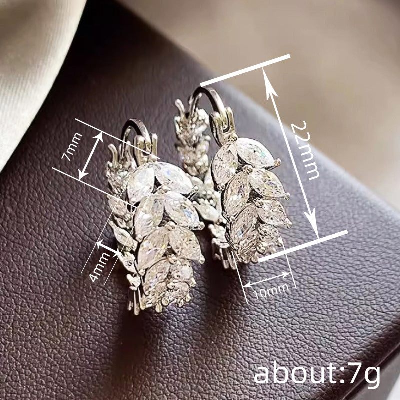 Classic Earring with Timeless Appeal