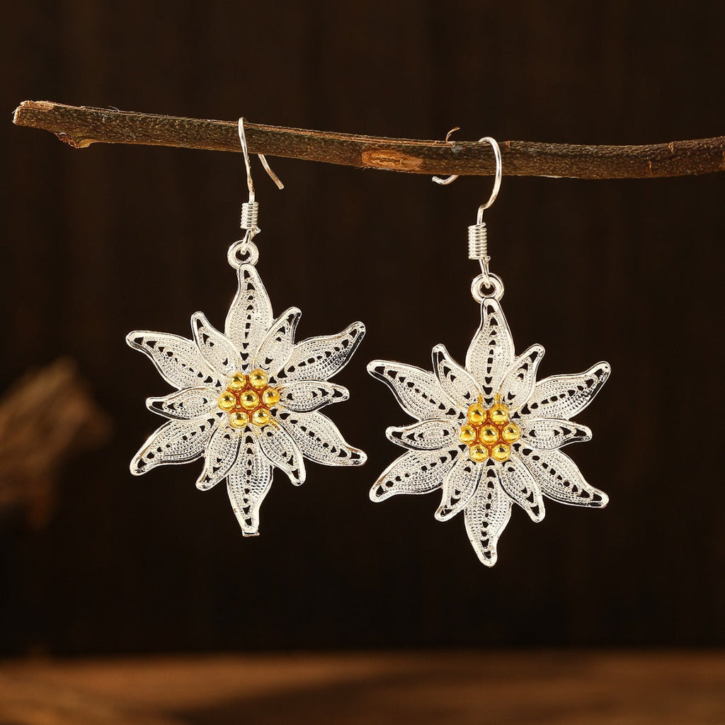 Stunning Earring for Daily Wear