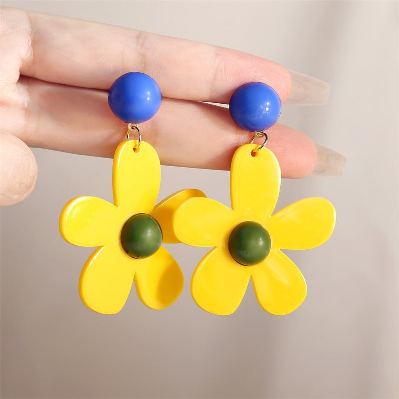 Elegant Earring for Every Occasion