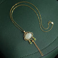 Romantic Gold Necklace for Special Moments