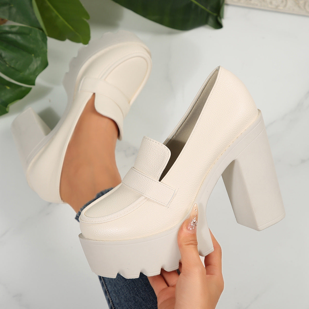 Graceful Orthopedic Heels for Modern Look
