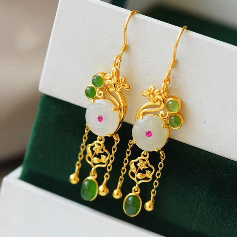 Stunning Silver Earring for Daily Wear