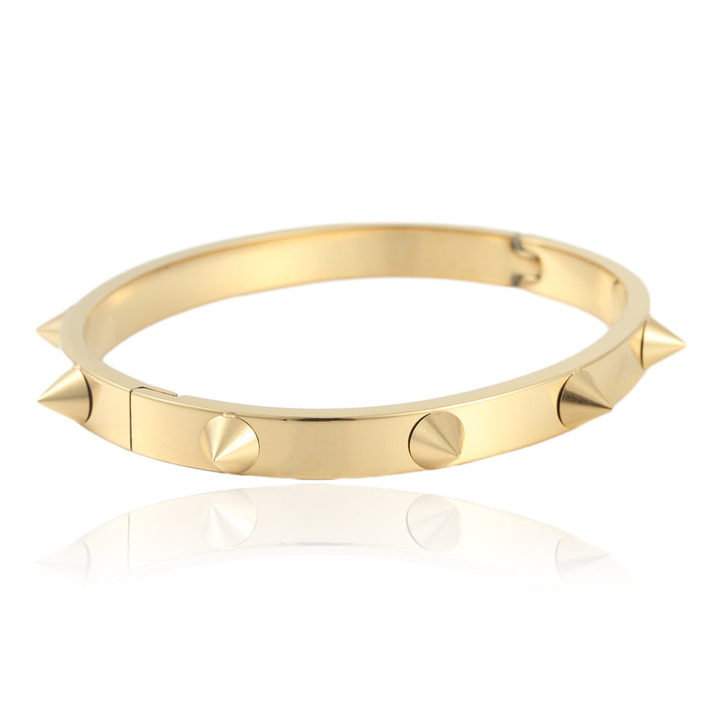 Charming Bracelet for Any Occasion