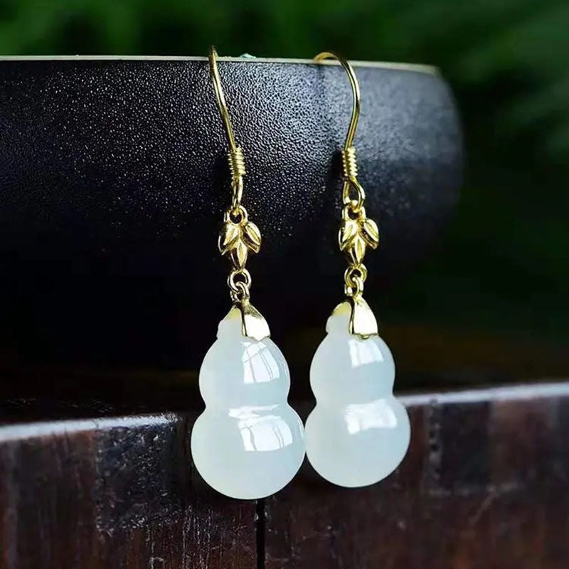 Beautiful Gold Earring with Unique Style