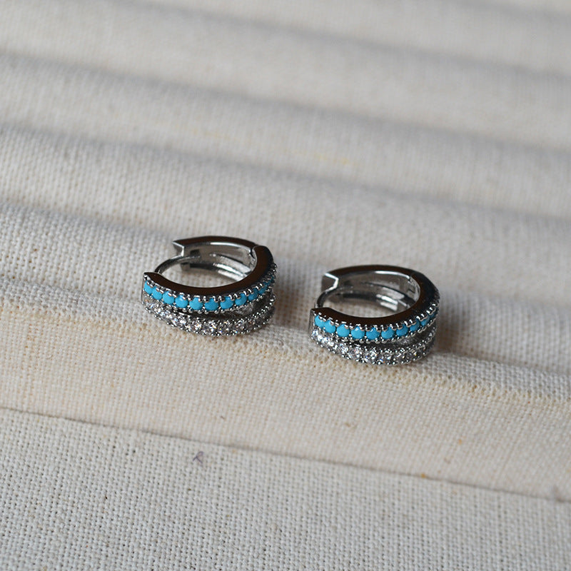 Romantic Gold Earring for Special Moments