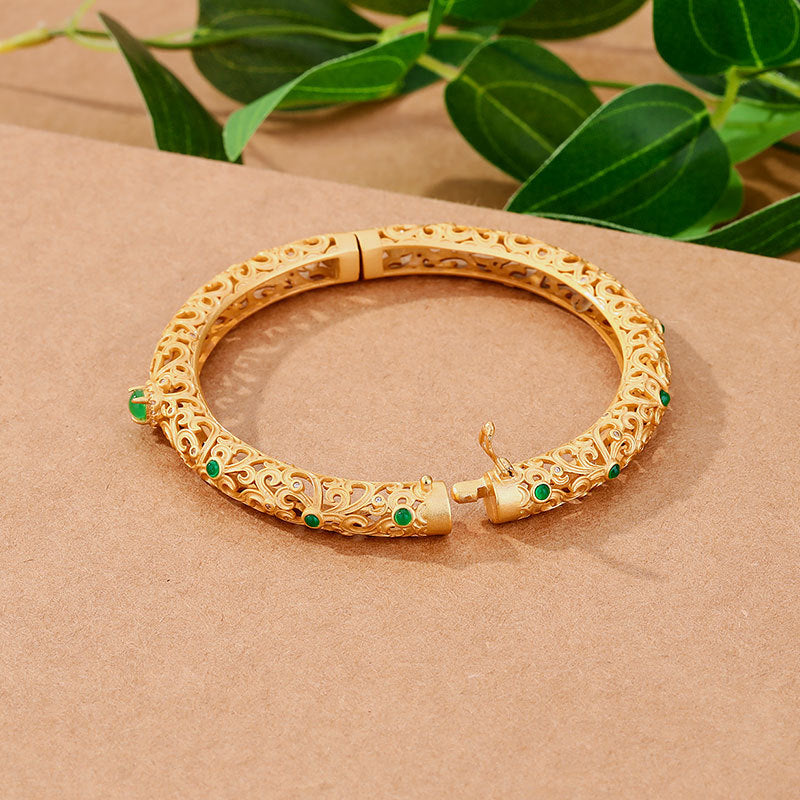 Romantic Silver Bracelet for Special Moments
