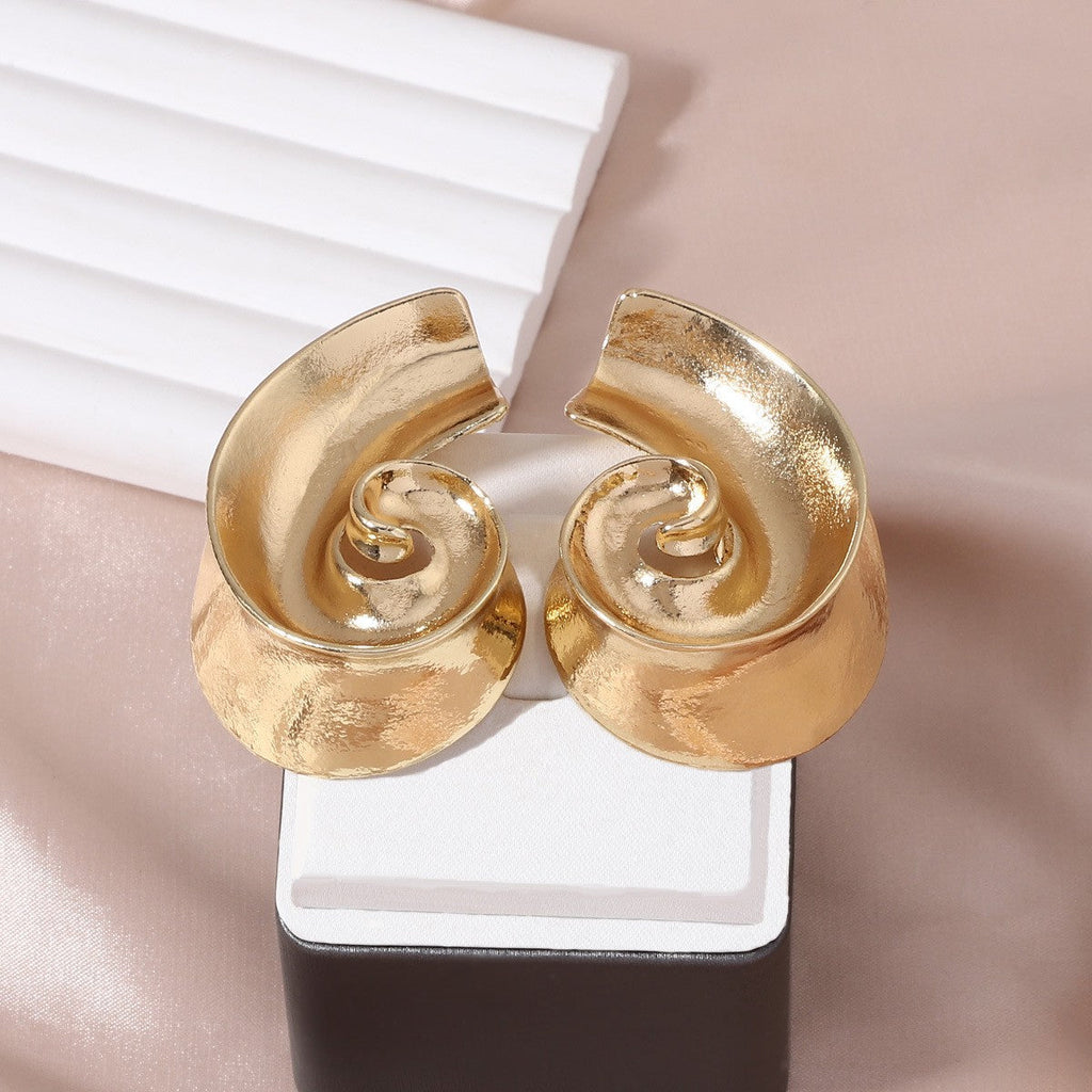 Delicate Artisan Pearl Earring
