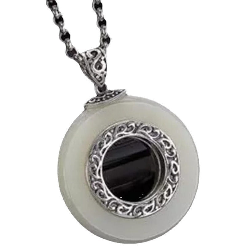 Charming Silver Pendant for Any Occasion