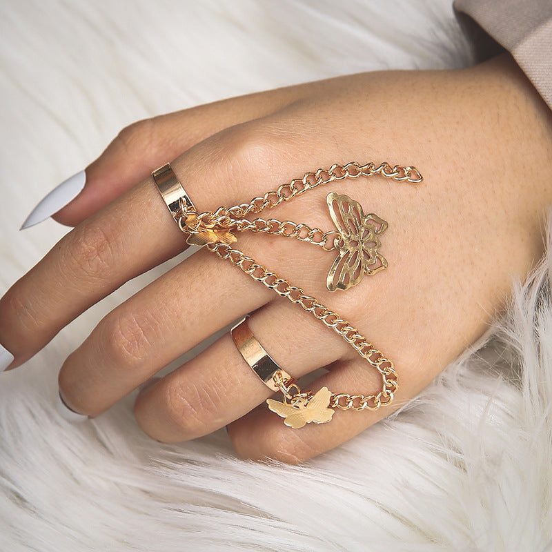 Classic Pendant with Timeless Appeal