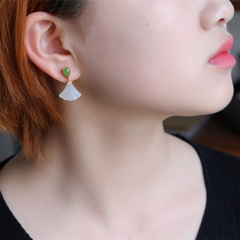 Elegant Silver Earring for Every Occasion