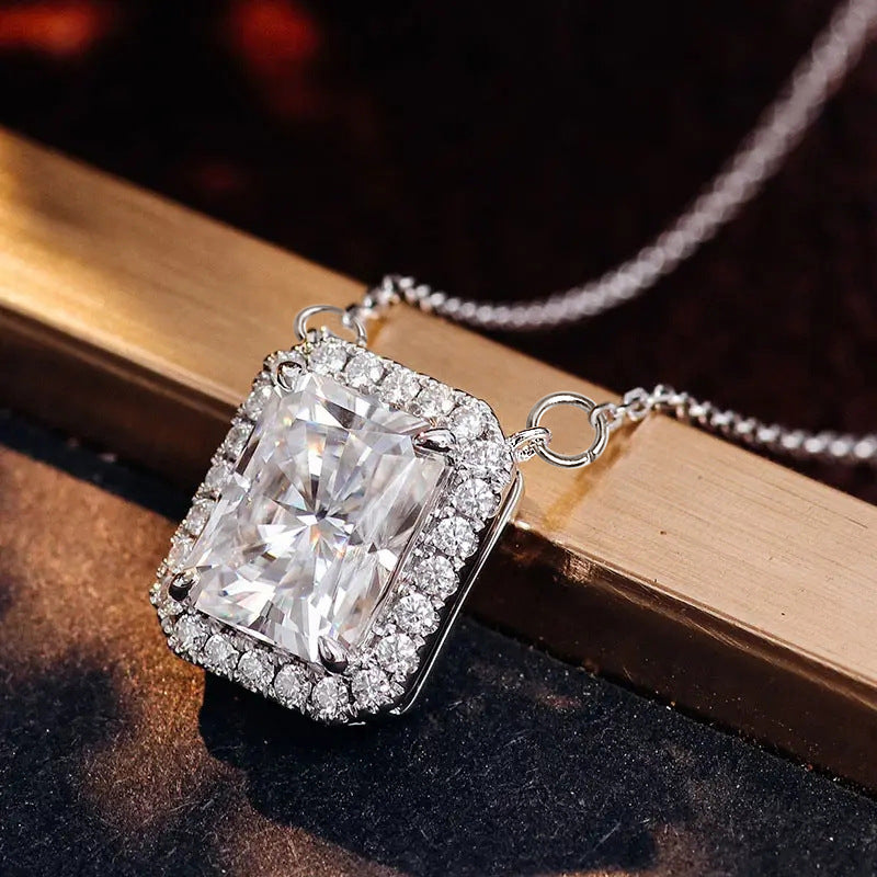 Beautiful Necklace with Unique Style