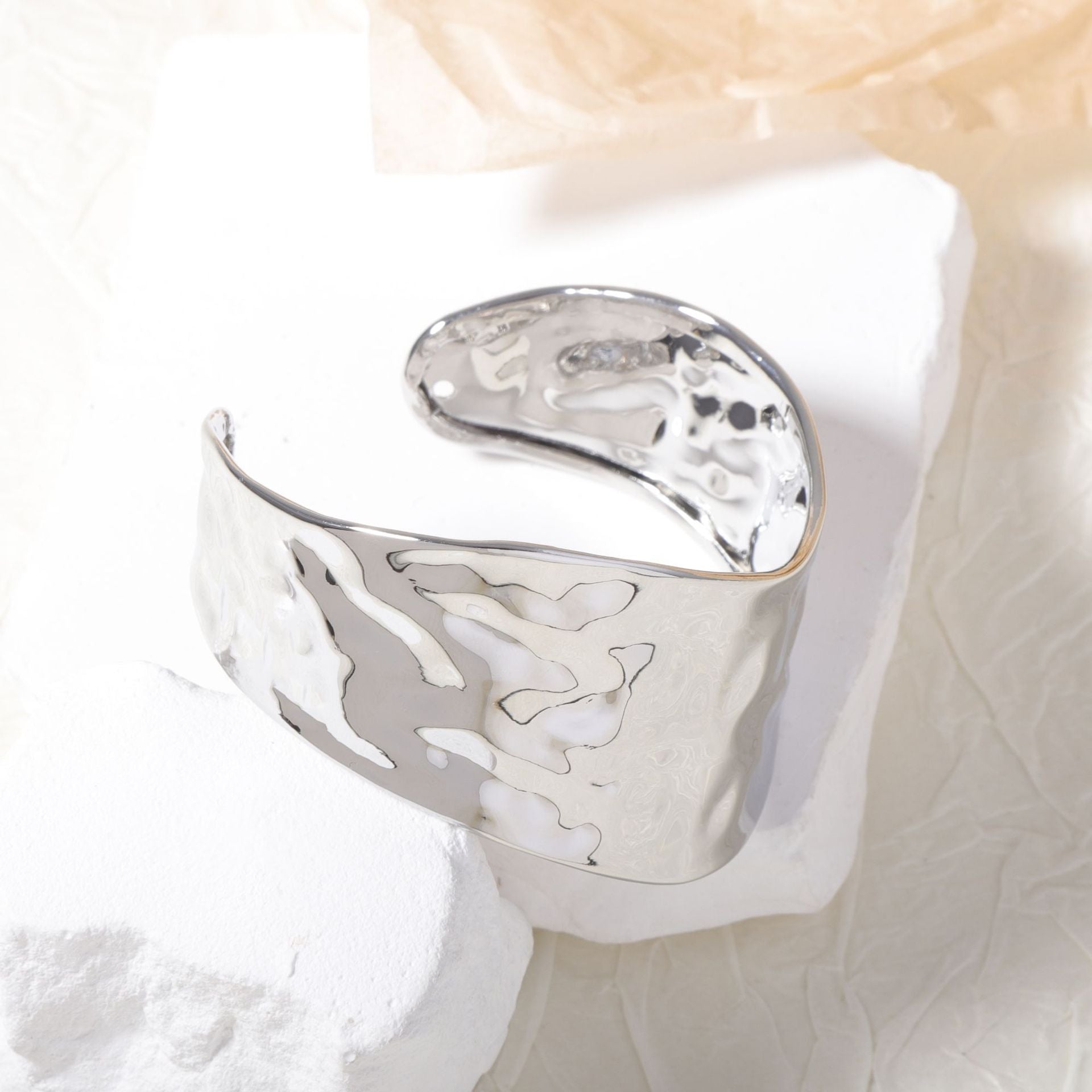 Classic Bracelet with Timeless Appeal
