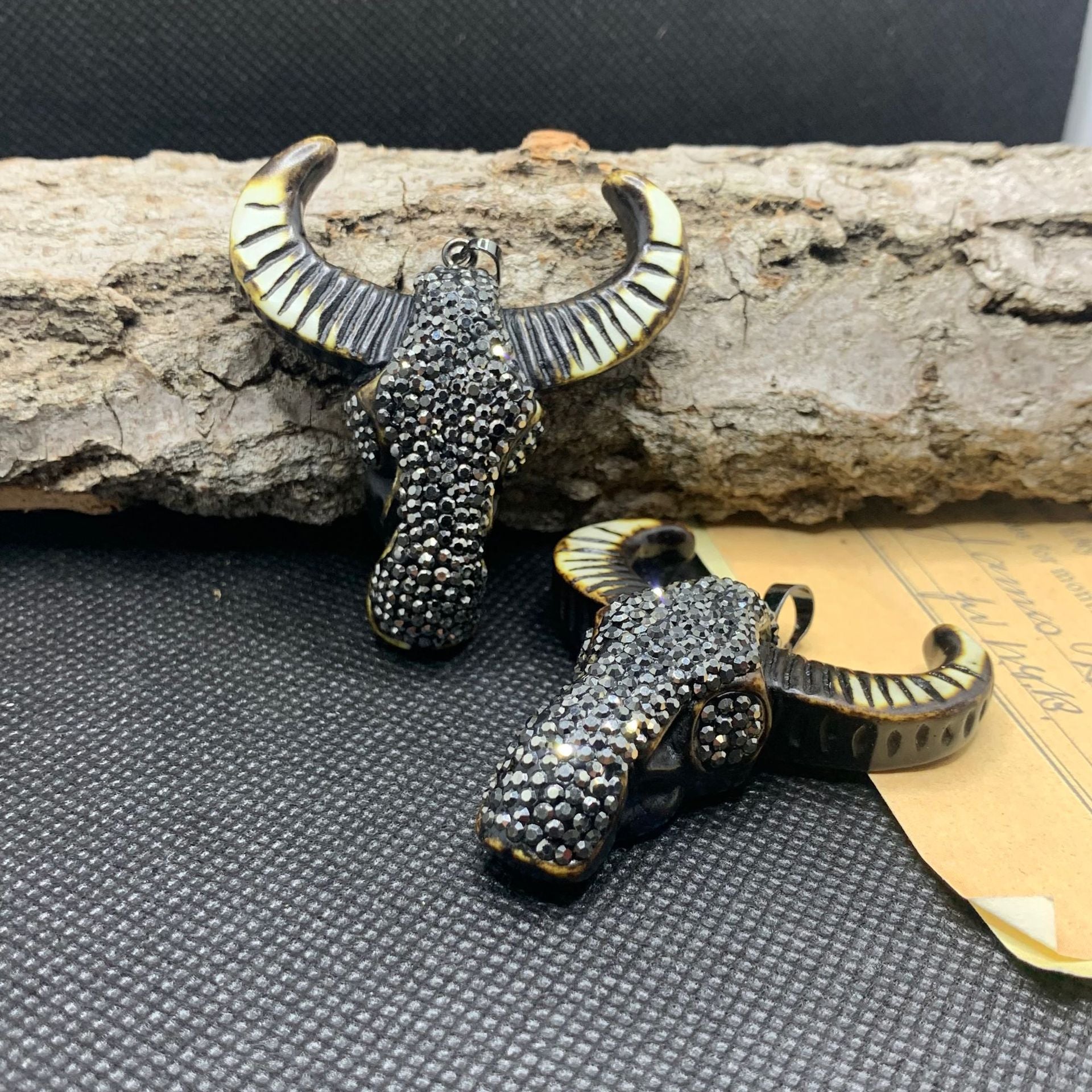 Beautiful Pendant with Unique Style