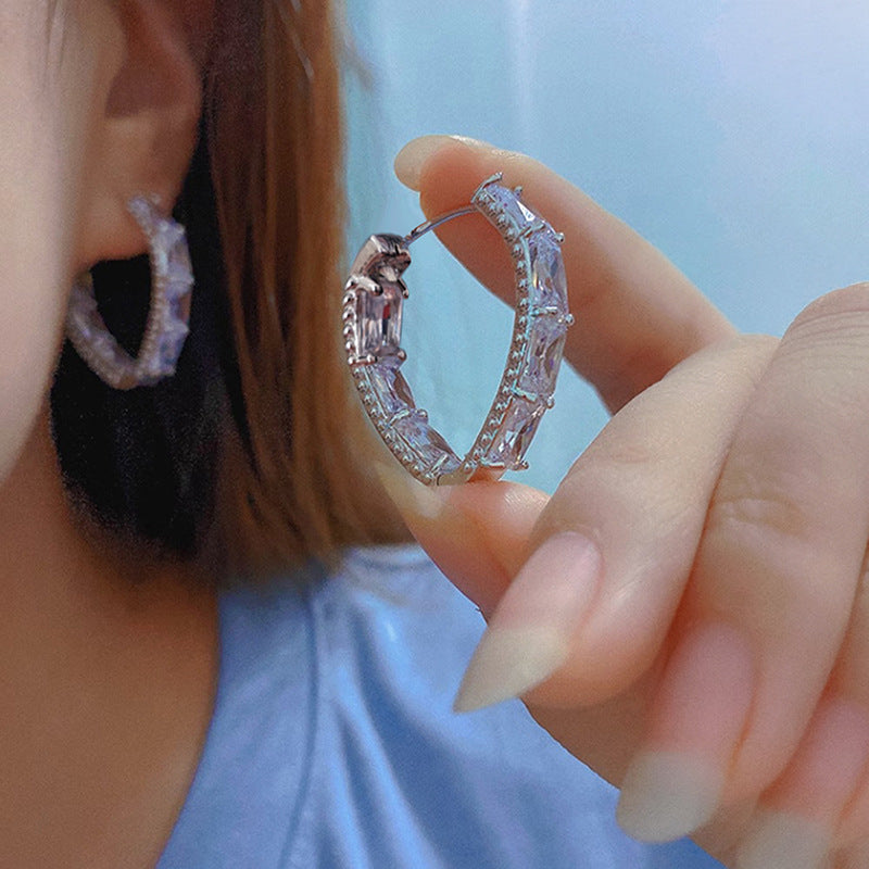 Elegant Earring for Every Occasion