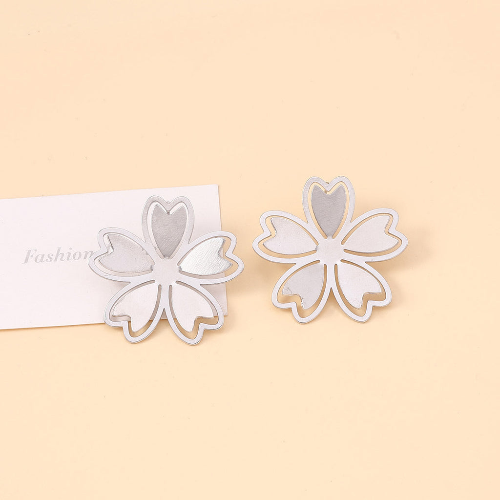 Romantic Earring for Special Moments