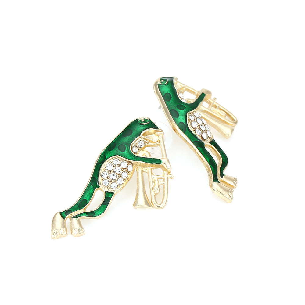 Stunning Pearl Earring for Daily Wear