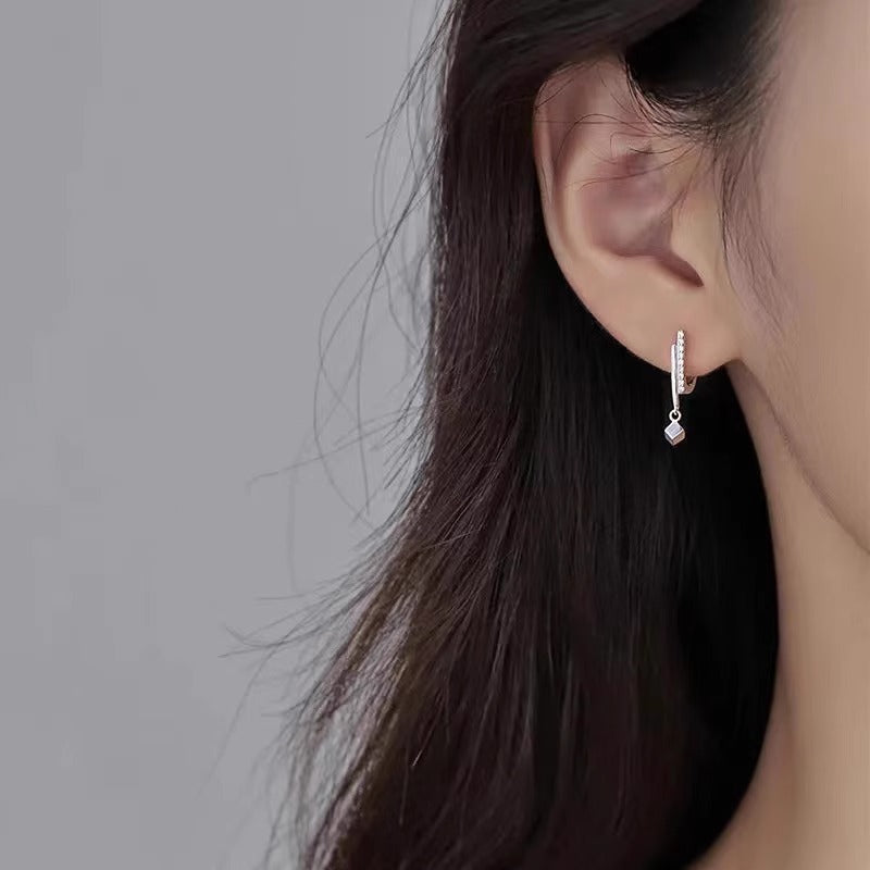 Classic Earring with Timeless Appeal