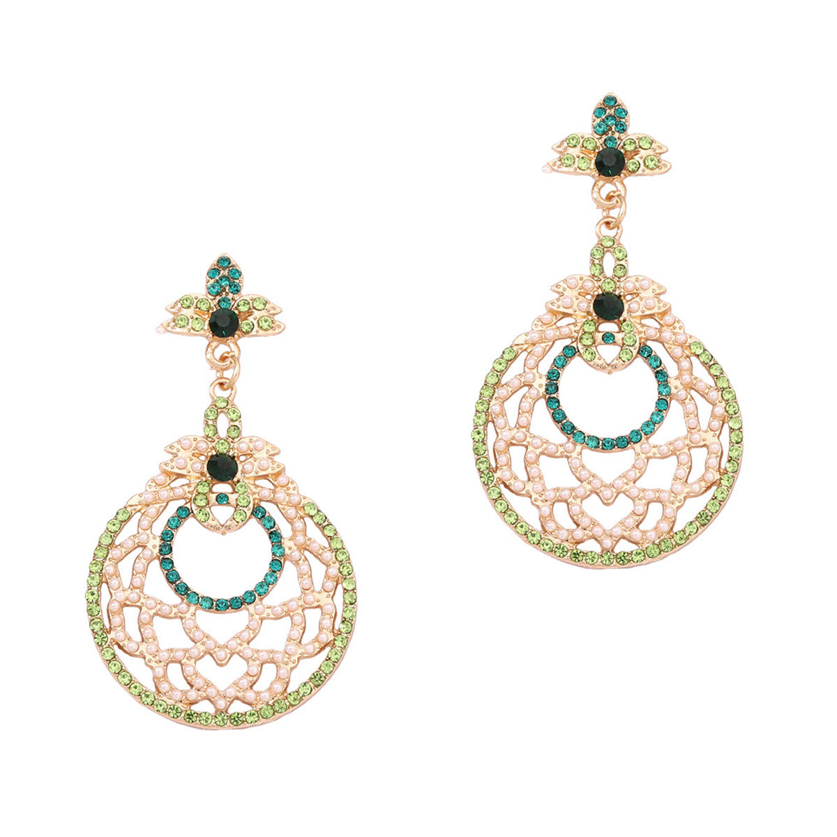 Charming Earring for Any Occasion