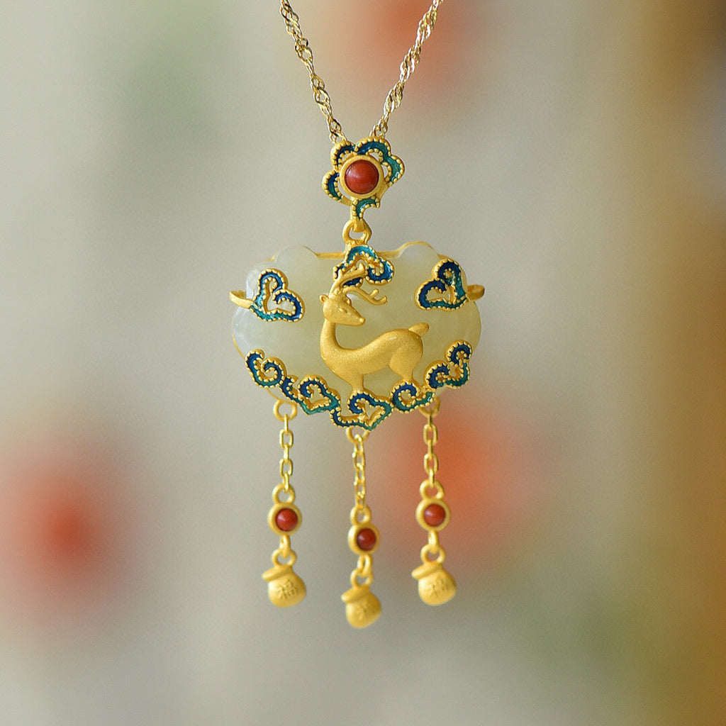 Stunning Gold Necklace for Daily Wear