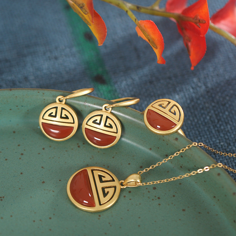 Beautiful Gold Earring with Unique Style