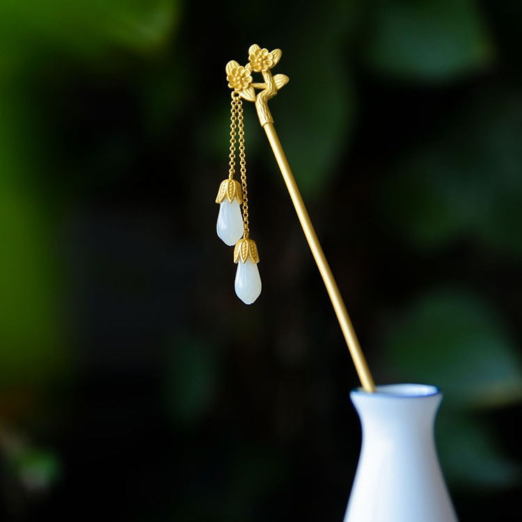 Elegant Silver Piece for Every Occasion