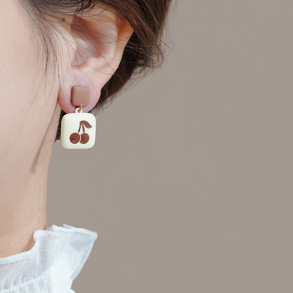 Classic Earring with Timeless Appeal
