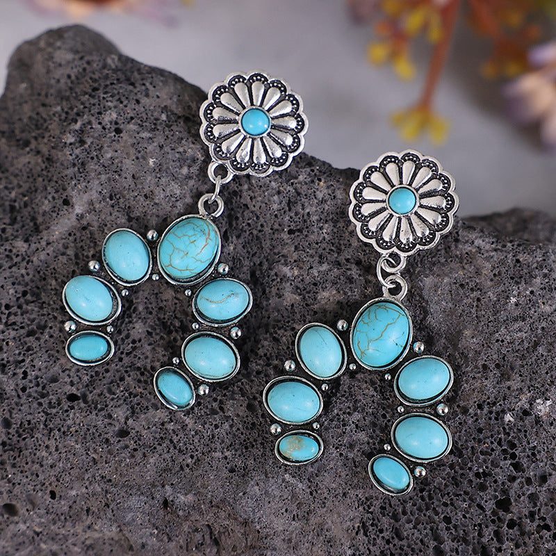 Classic Earring with Timeless Appeal