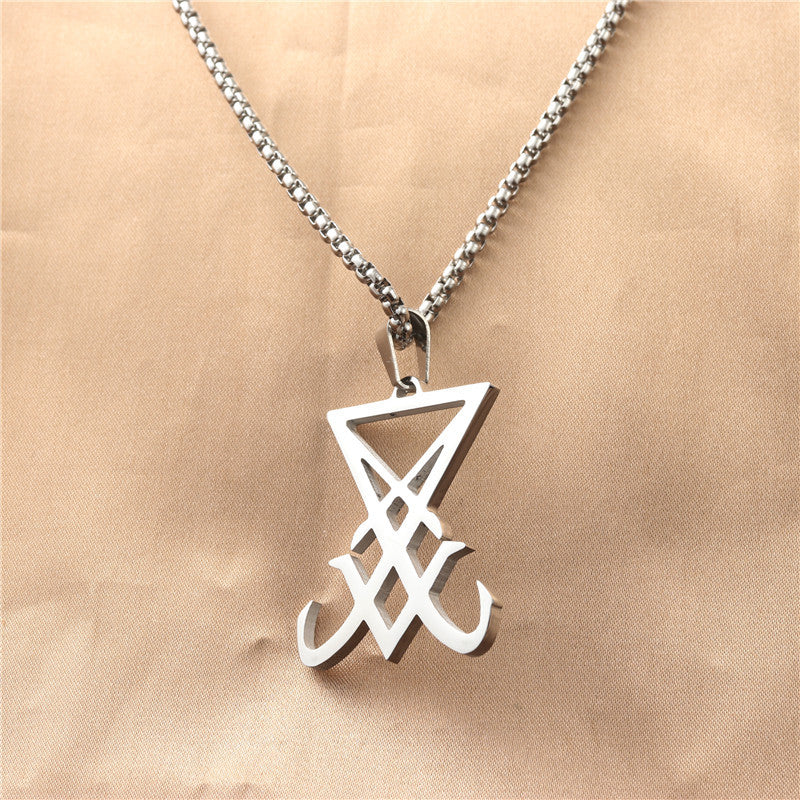 Charming Pendant for Any Occasion